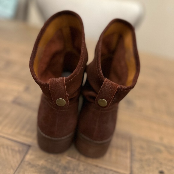 LUCKY BRAND Womens Brown Angled Profile Almond Toe Boot - Size 8.5 - Picture 2 of 6